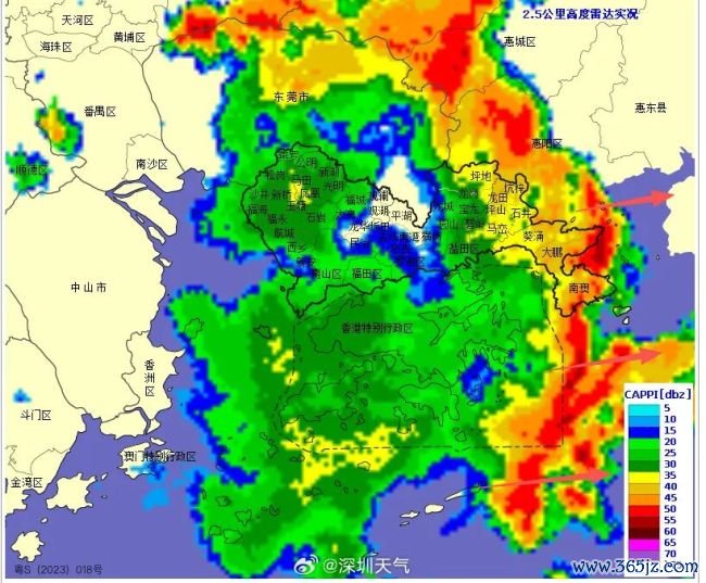 深圳暴雨中惊现“水龙卷” 激勉市民热议